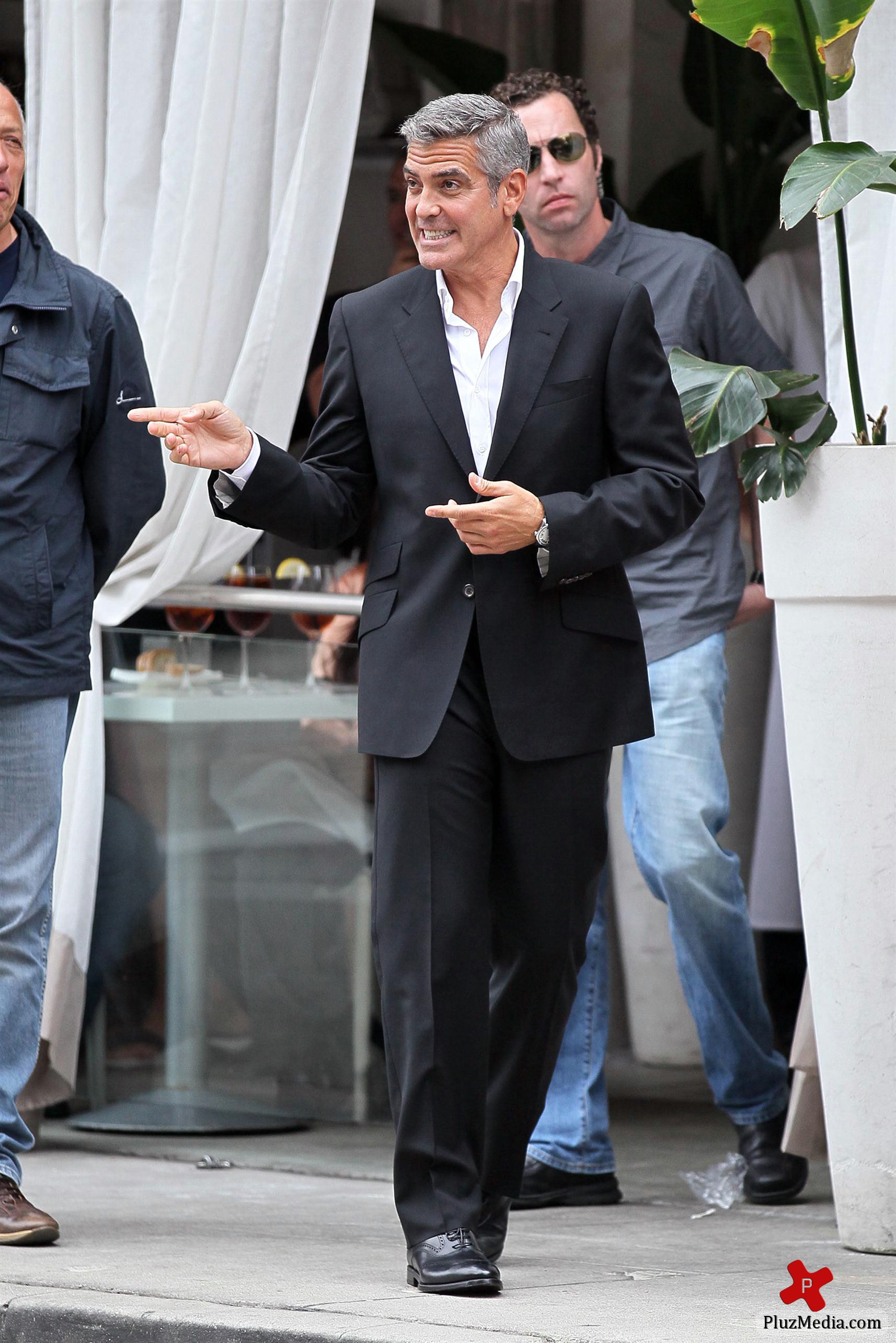 George Clooney on the set of a Mercedes Benz E300 L advert photos | Picture 78314